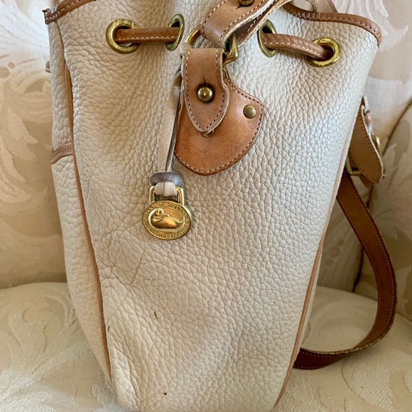 Dooney and Bourne bucket bag - Picture 5 of 7